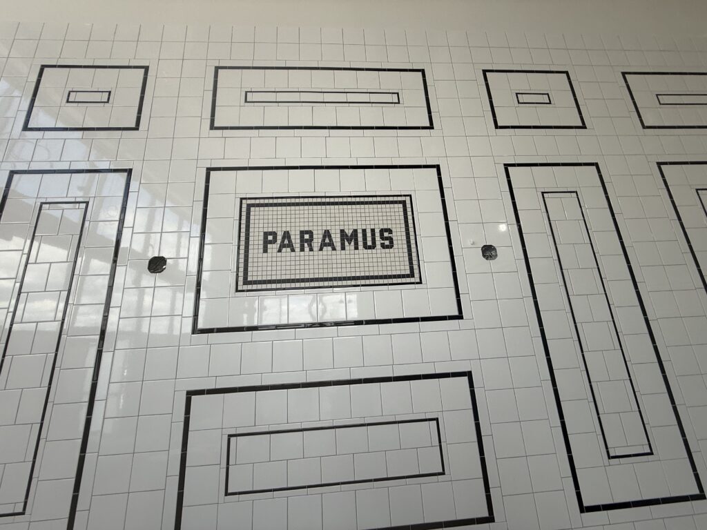 paramus sign